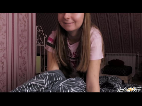 ❤️ ਬਲੌਂਡੀ ਆਪਣੇ BFF ਨੂੰ ਡੂੰਘਾਈ ਨਾਲ ਚੂਸਦੀ ਹੈ ਅਤੇ ਉਸਦੇ ਮੂੰਹ ਵਿੱਚ ਕਮ ਲੈਂਦੀ ਹੈ ਪੋਰਨ 'ਤੇ pa.centr-klassiki.ru  ☑